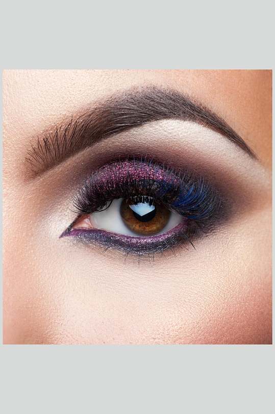 眼睫毛眼影烟熏紫色美女眼妆美妆图片素材