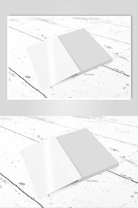 纯白色封面画册样机贴图效果图