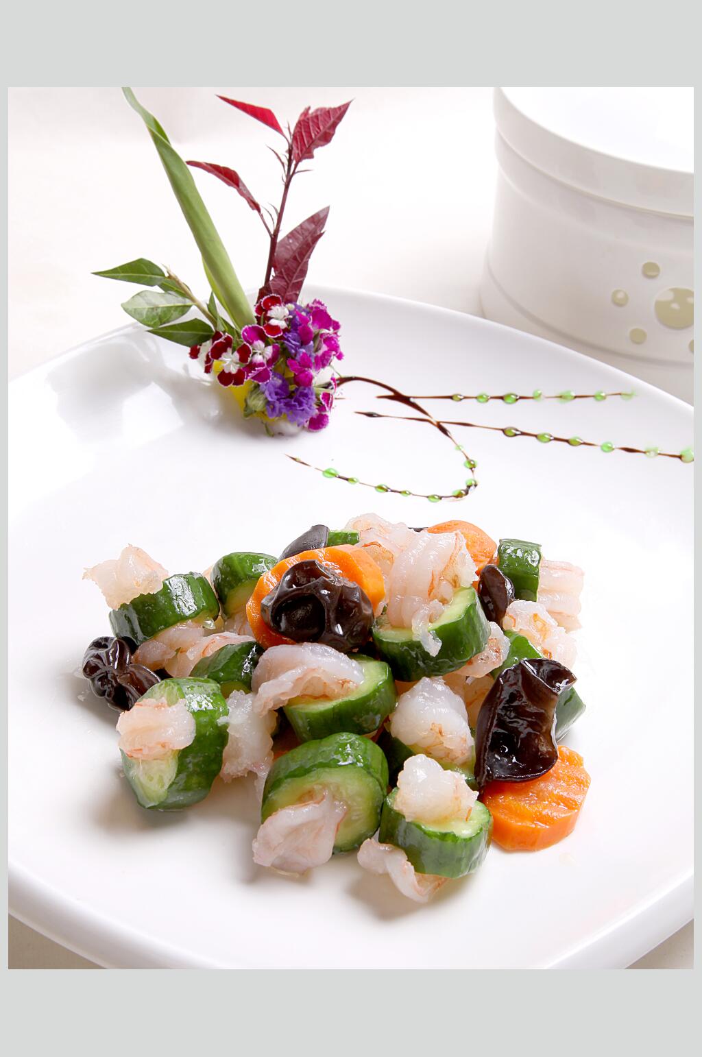 HQ碧绿明虾球美食小吃美味摄影图素材