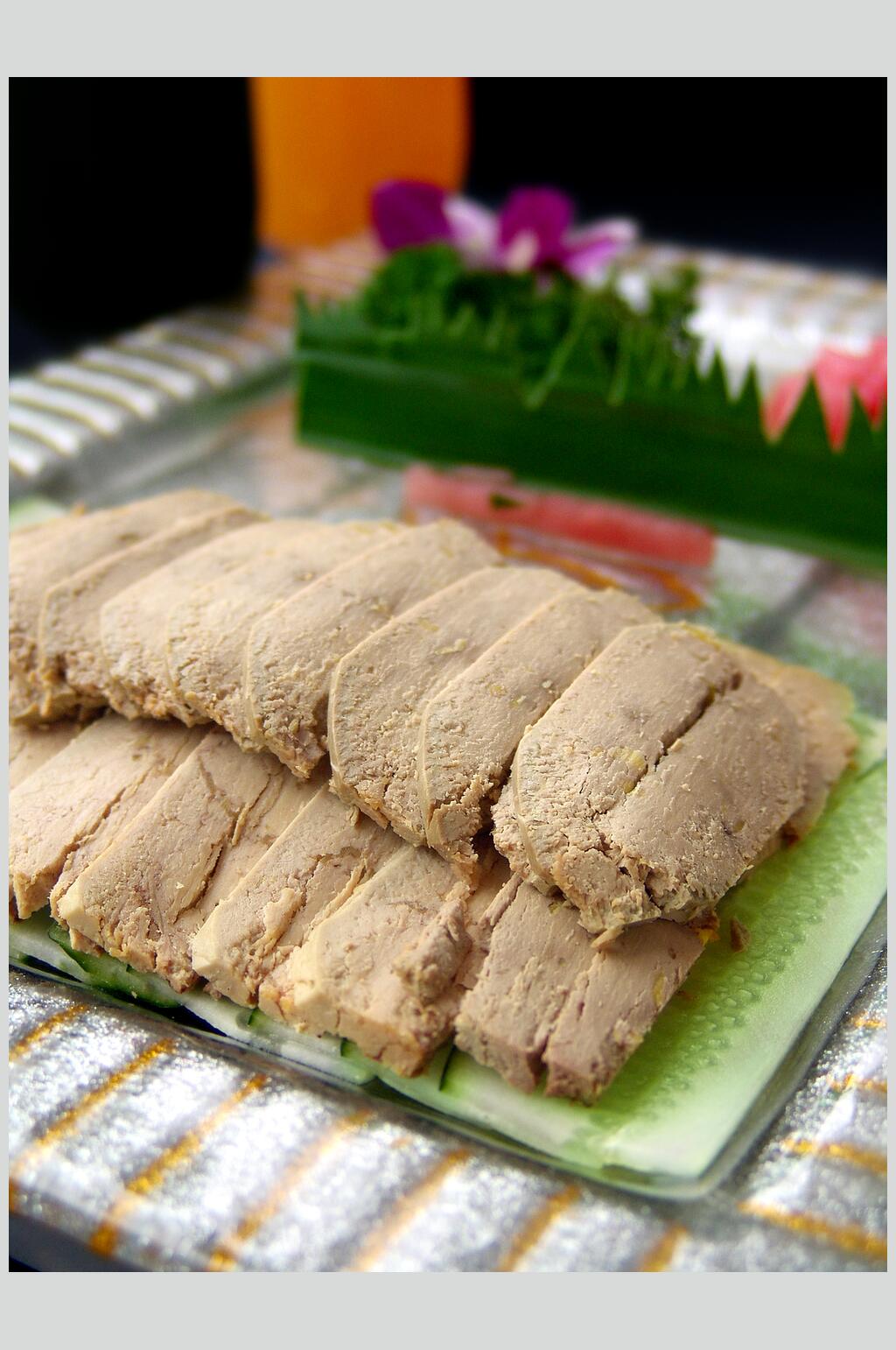 法式醉鹅肝摆盘美食摄影图素材