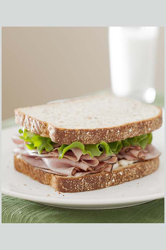 火腿荞麦低脂肪三明治美食图片