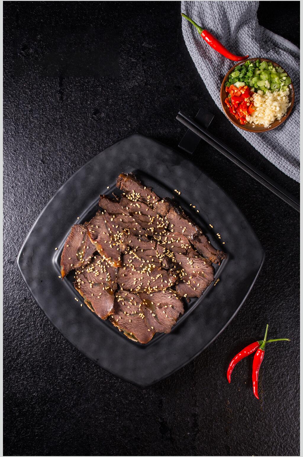 卤香牛肉高清特写图片素材