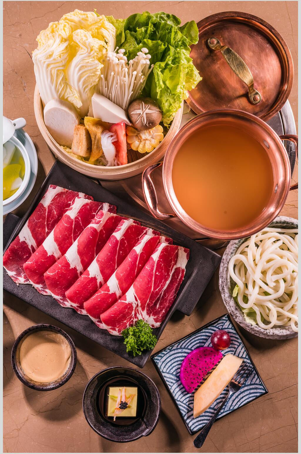 日式寿喜锅火锅料理高清图素材