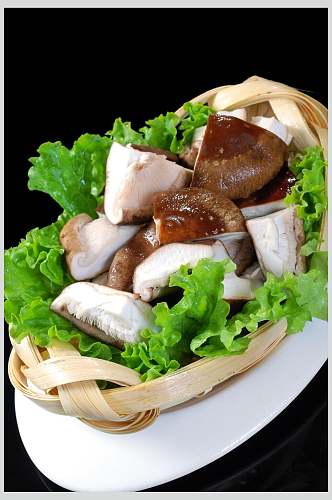 新鲜香菇美食图片