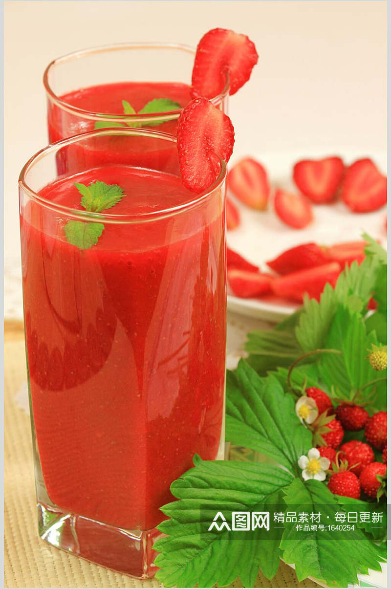 果汁美食红色草莓果摄影图素材