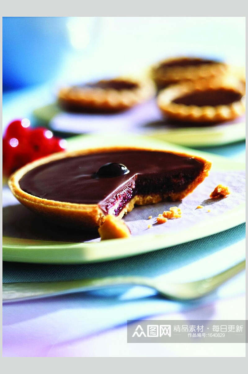 蓝莓蛋挞美食摄影图片素材