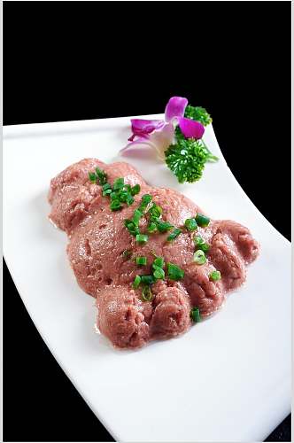 滑类牛肉滑美食食品高清图片