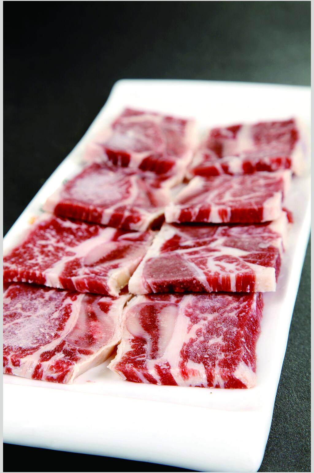 进口牛仔骨美食高清图片素材