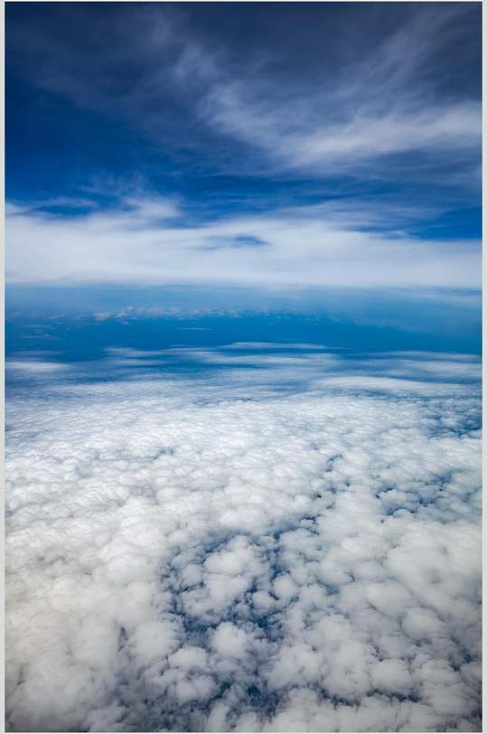 晴空万里天空白云摄影图