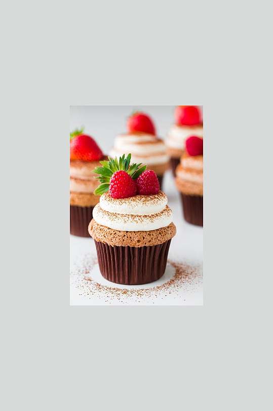 美味西式糕点草莓蛋糕美食高清图片