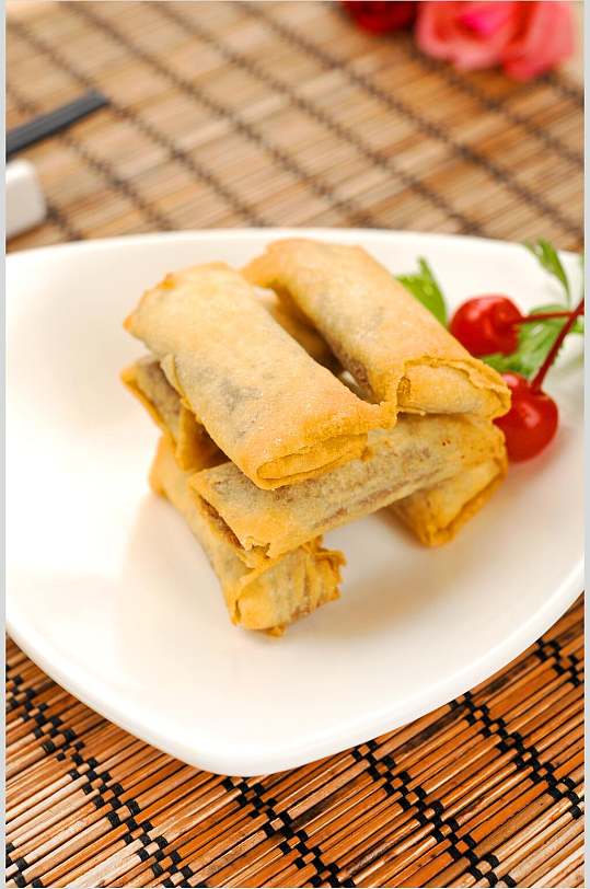 美味炸春卷高清图片