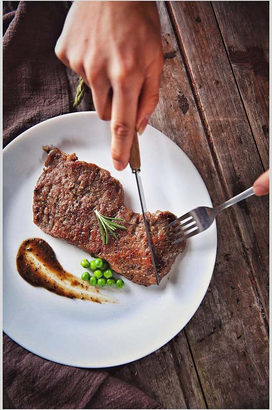 西餐美味质地韧嫩牛排实拍图片