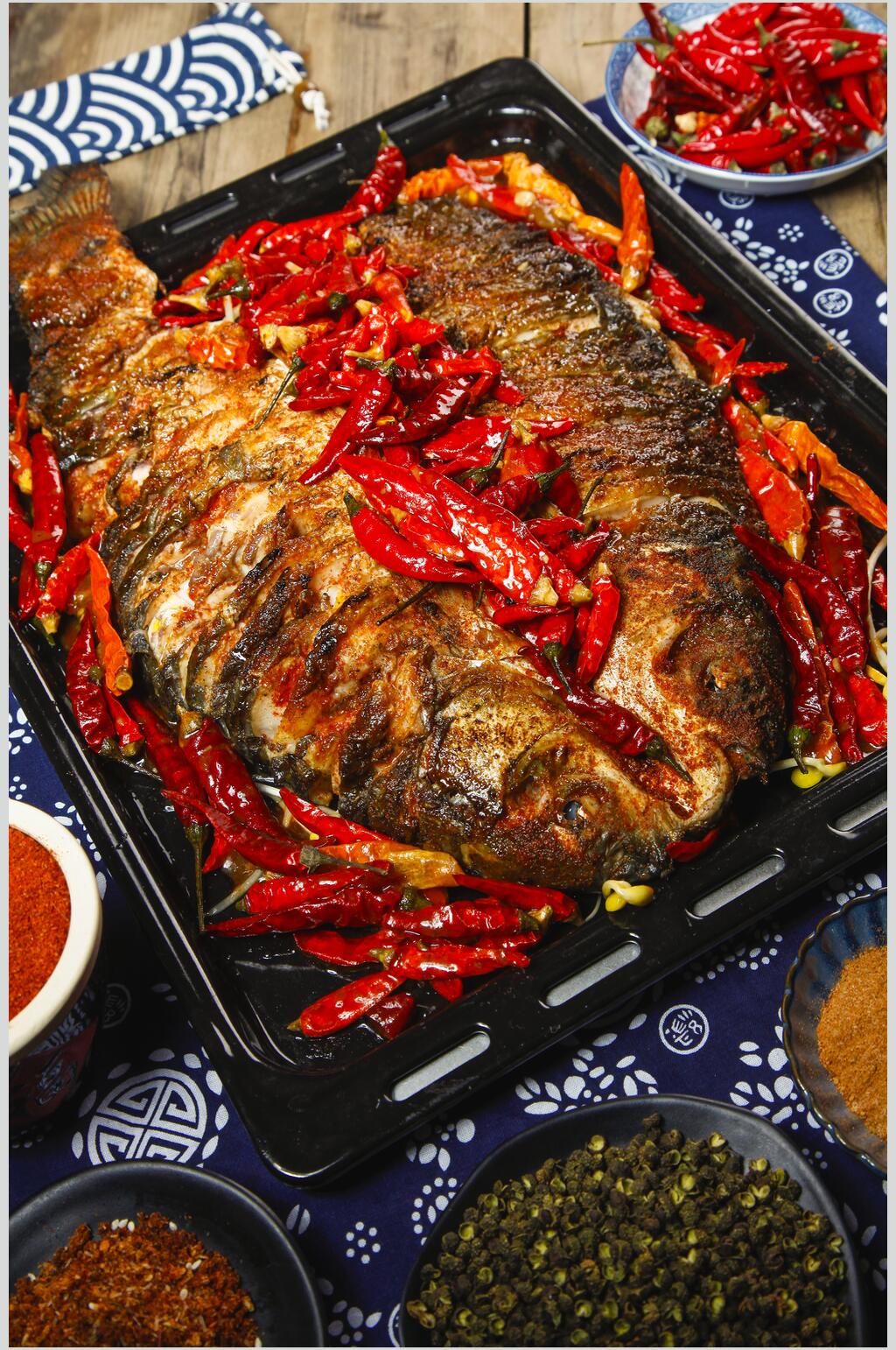 香辣美味烤鱼食品摄影图片素材