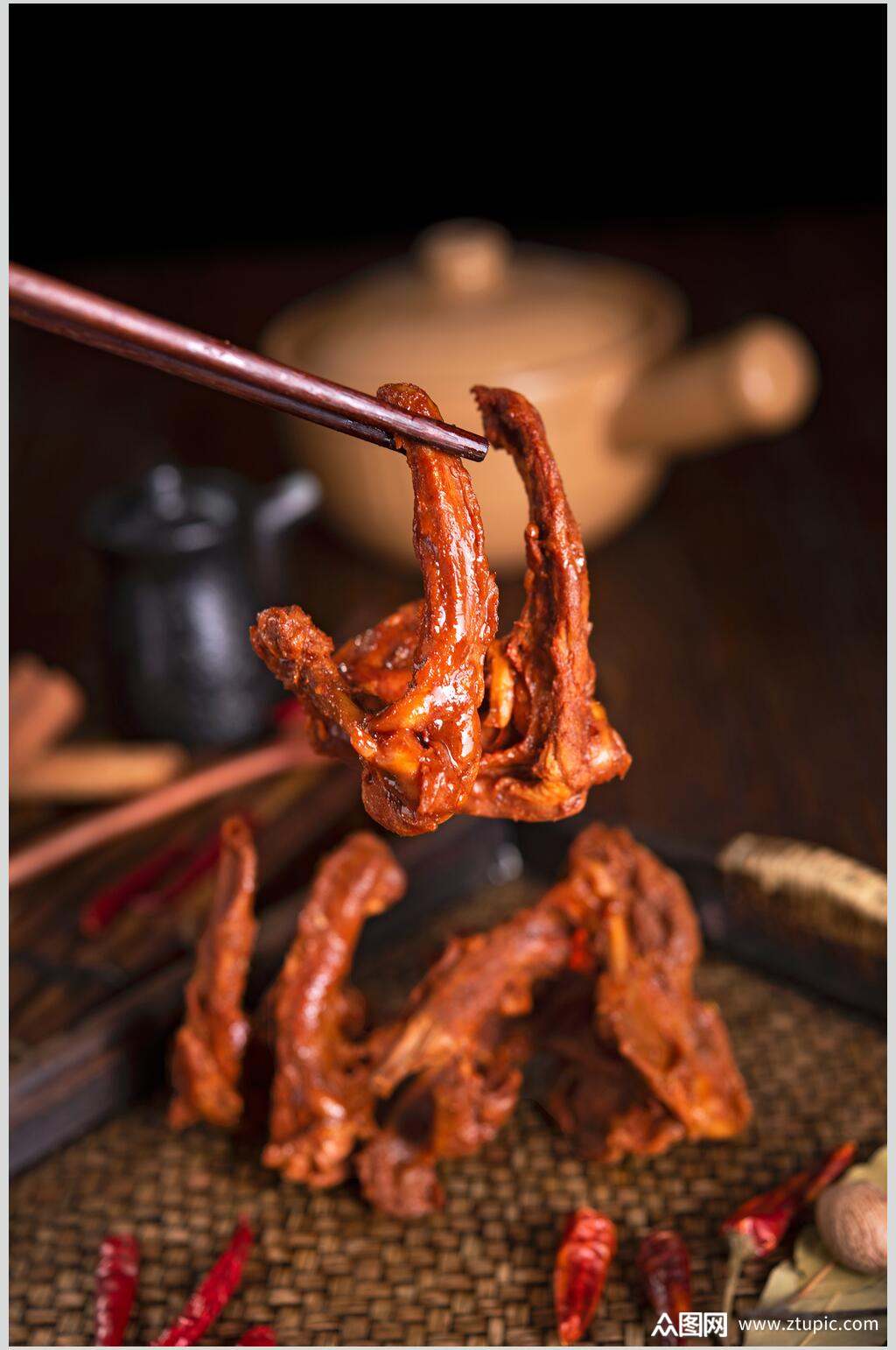 美味香辣鸭架烧腊图片