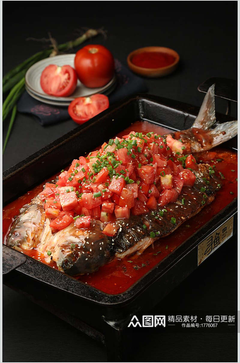 西红柿烤鱼餐饮菜品摄影图片素材