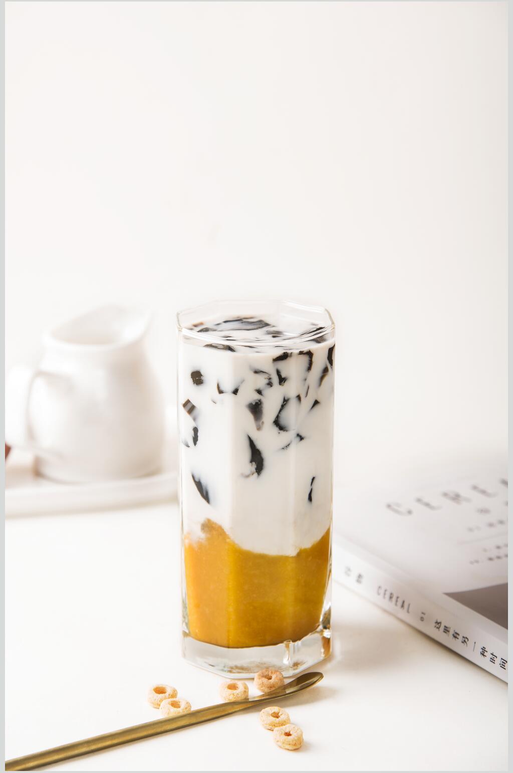 清凉健康仙草布丁奶茶水果茶摄影图片素材