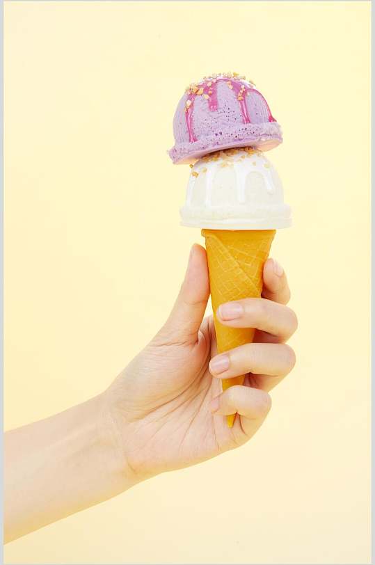香芋奶油冰淇淋图片