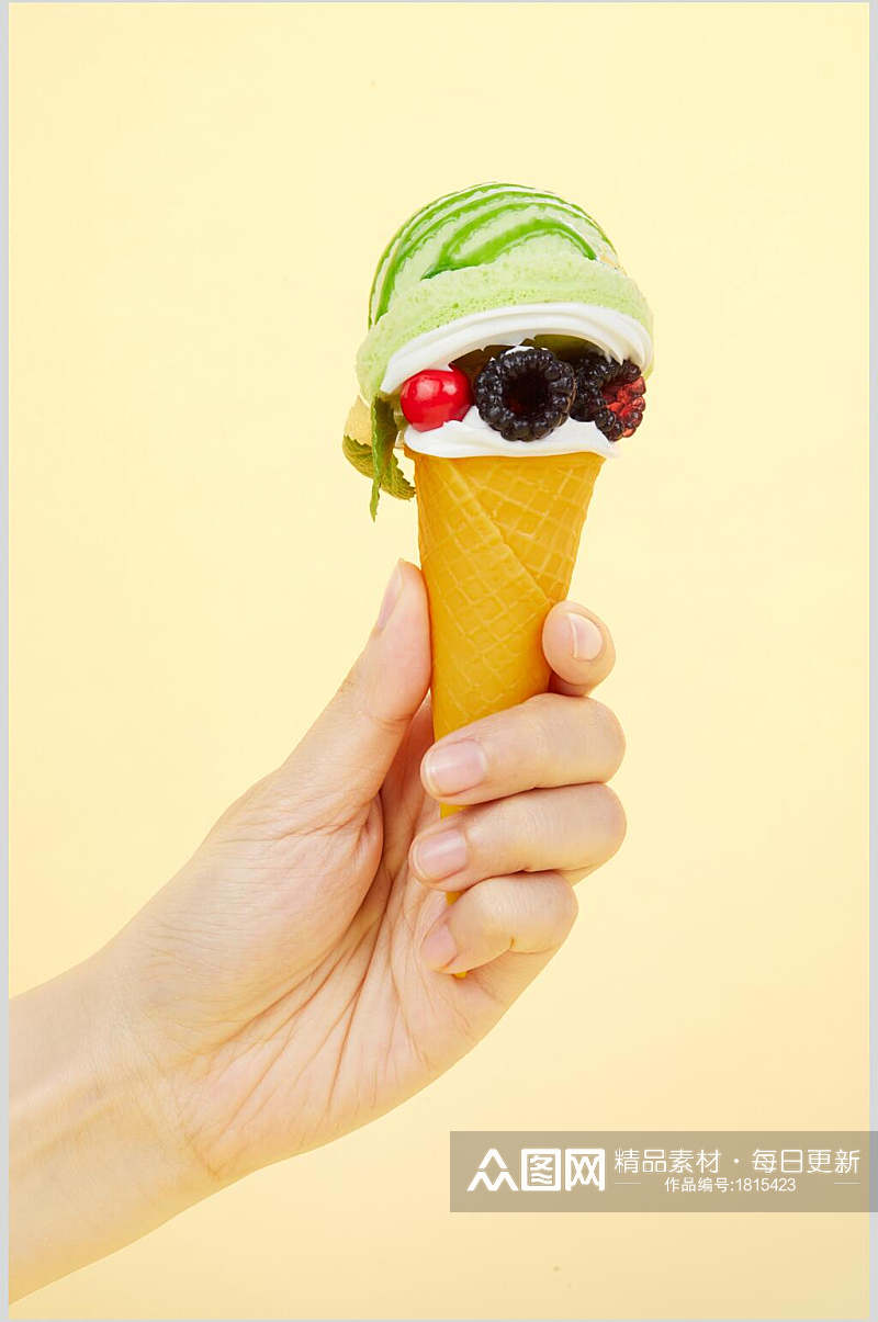 抹茶水果冰淇淋图片素材