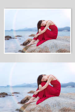 坐在深圳较场尾海边礁石上的红衣少女图片