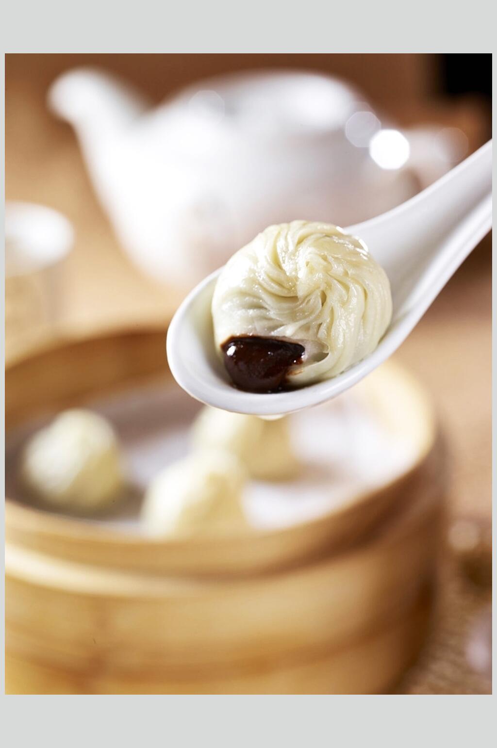 新鲜美味豆沙包包子小笼包图片素材