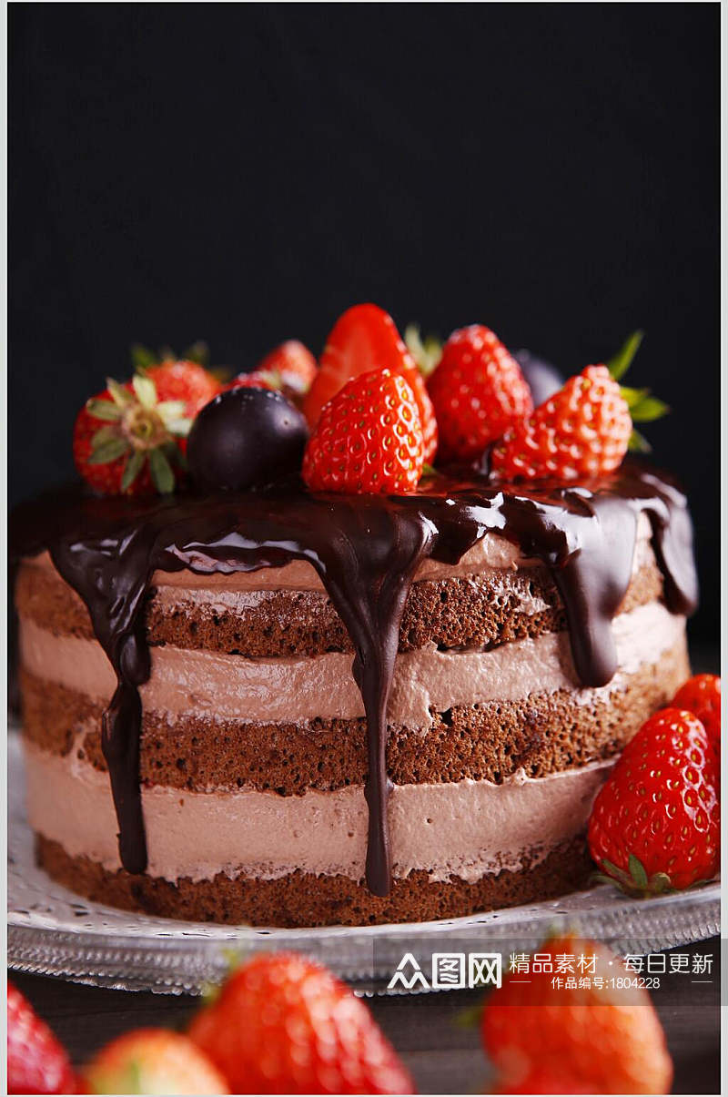 草莓巧克力奶油蛋糕美食图片素材