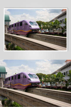 紫色列车动车高清图片