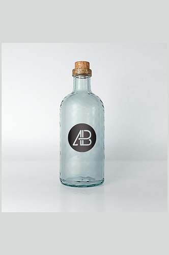 玻璃瓶瓶子包装标签展示样机效果图