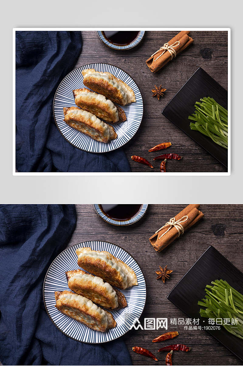 酥脆香口煎饺水饺饺子图片素材