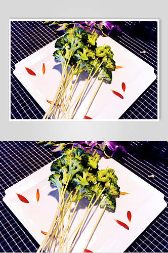 新鲜西蓝花烧烤串串美食高清图片