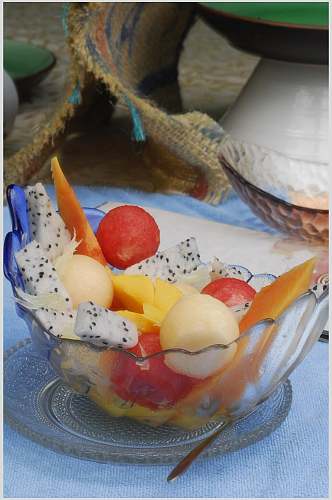 新鲜美味水果捞美食摄影图片
