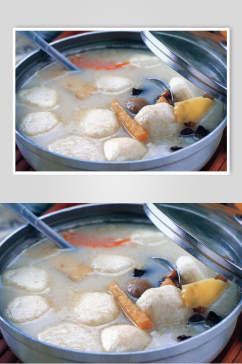 砂锅什菌鱼腐汤高清摄影图片