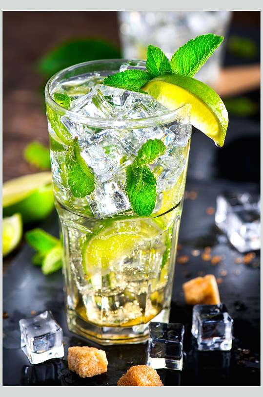 清爽冰镇柠檬水果汁食品高清图片