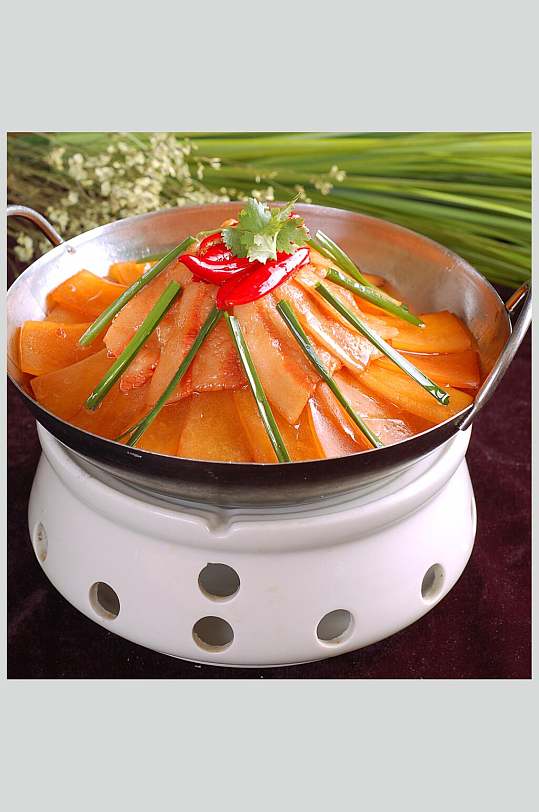 热菜赣乡萝卜煲高清图片