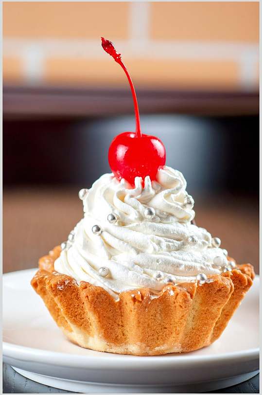 美味樱桃冰淇淋图片