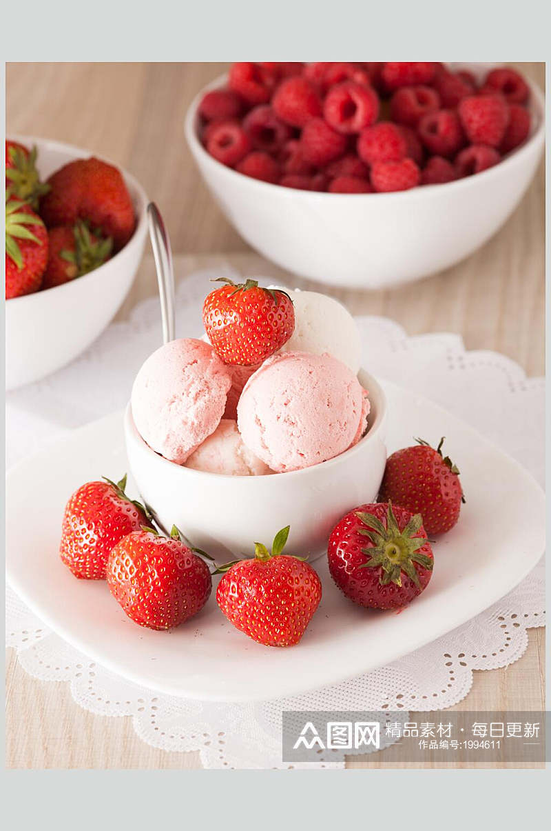草莓冰淇淋零食图片素材