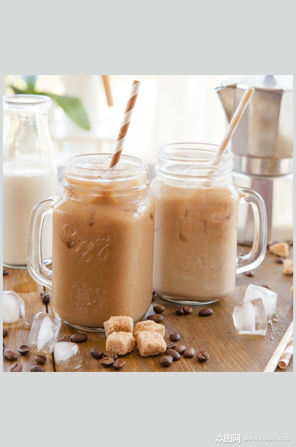 美味奶茶冰淇淋图片