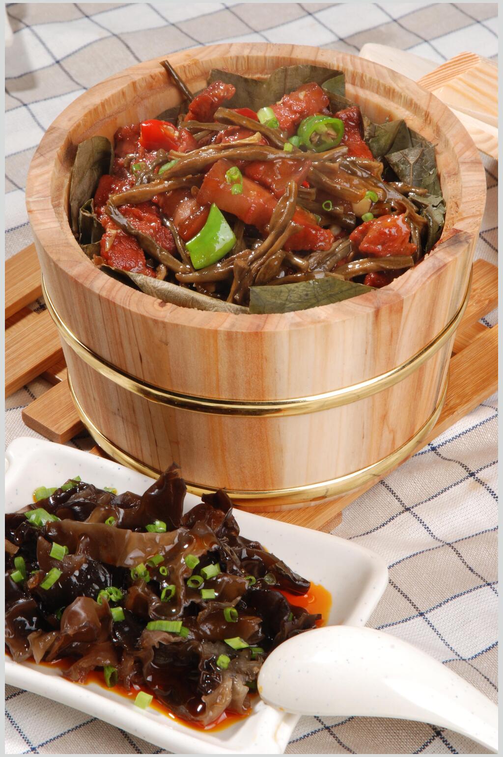 香辣美味木桶饭摄影图片素材