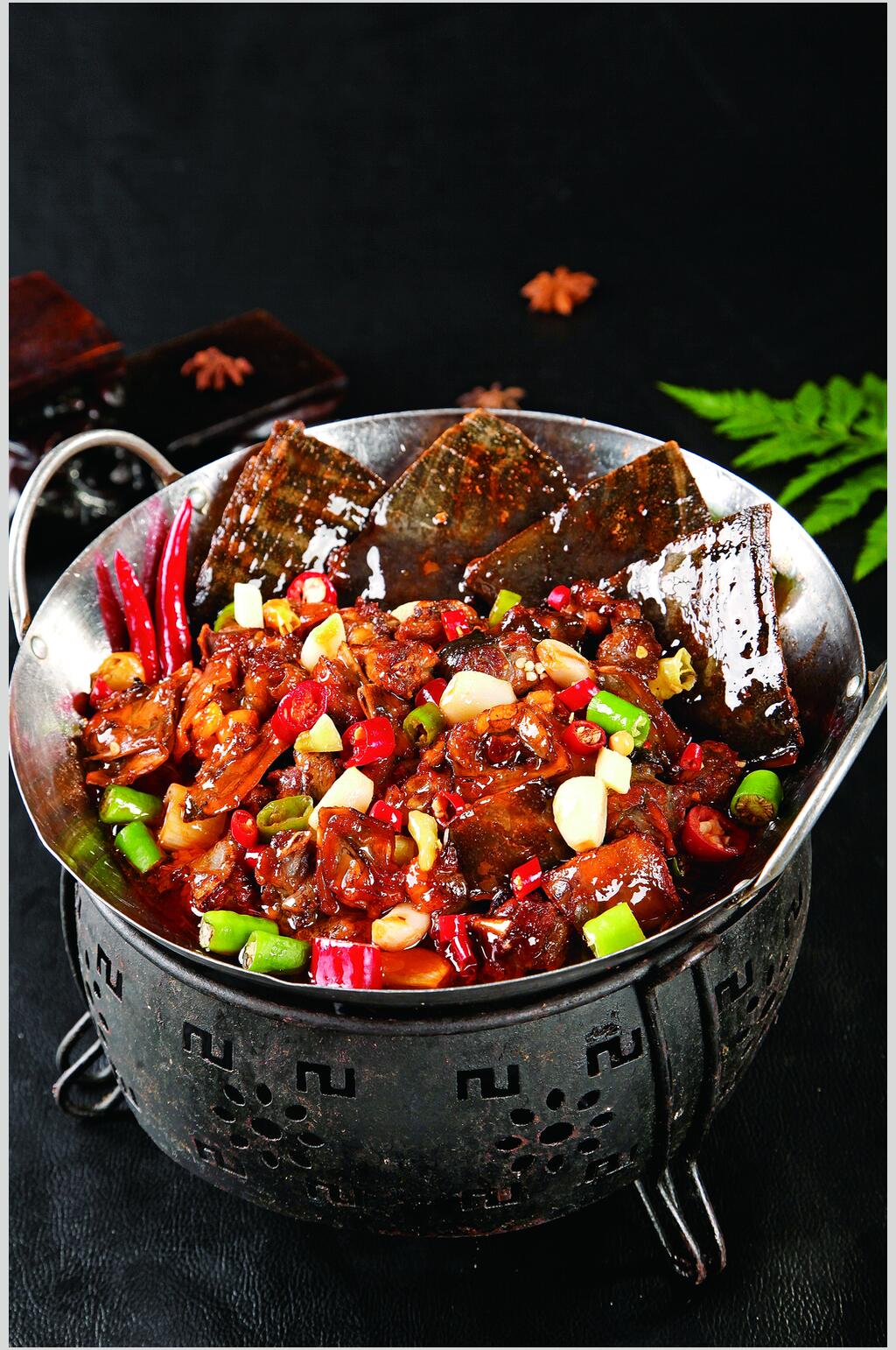 香辣美味干锅甲鱼美食食品图片素材