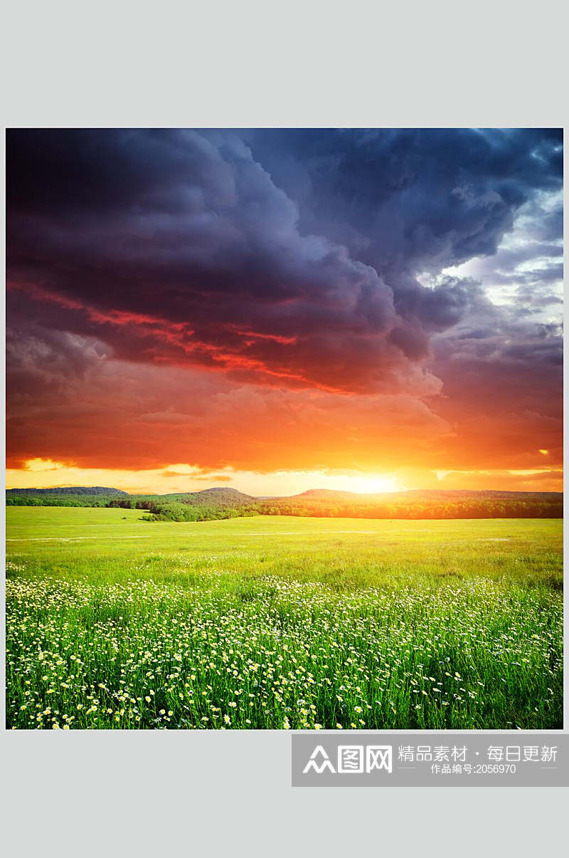 草地天空风景图片小画草地夕阳摄影图素材