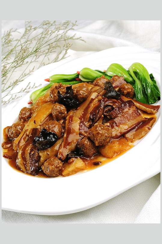 烧三鲜美食食物摄影图片