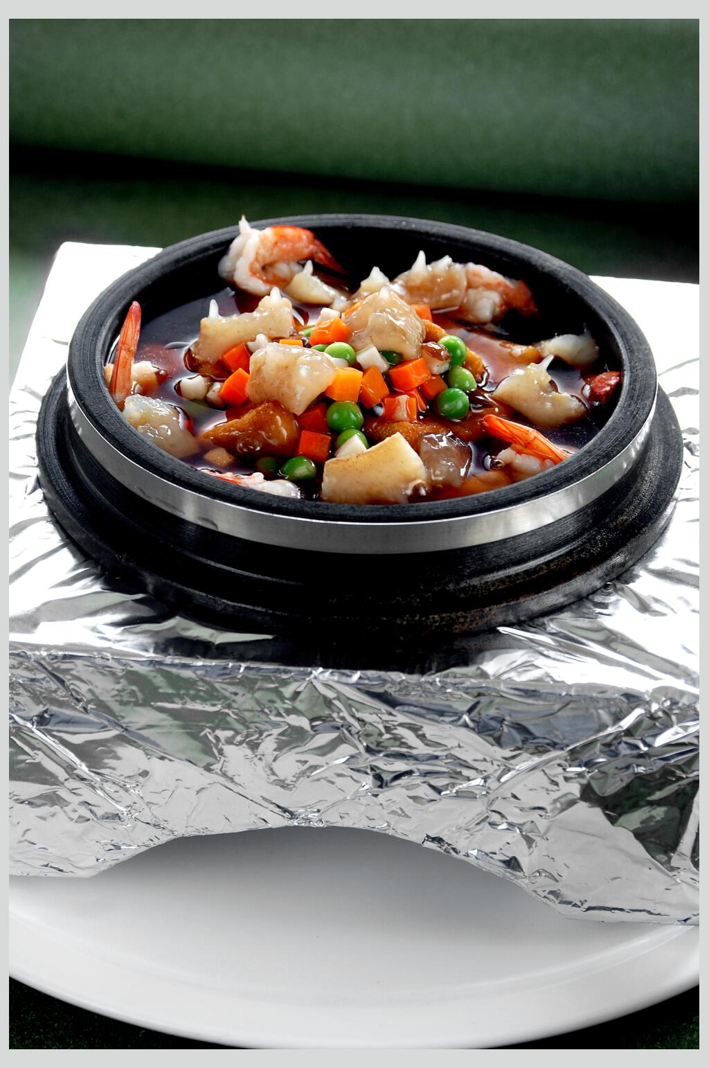 石锅海鲜烩豆腐美食摄影图片素材