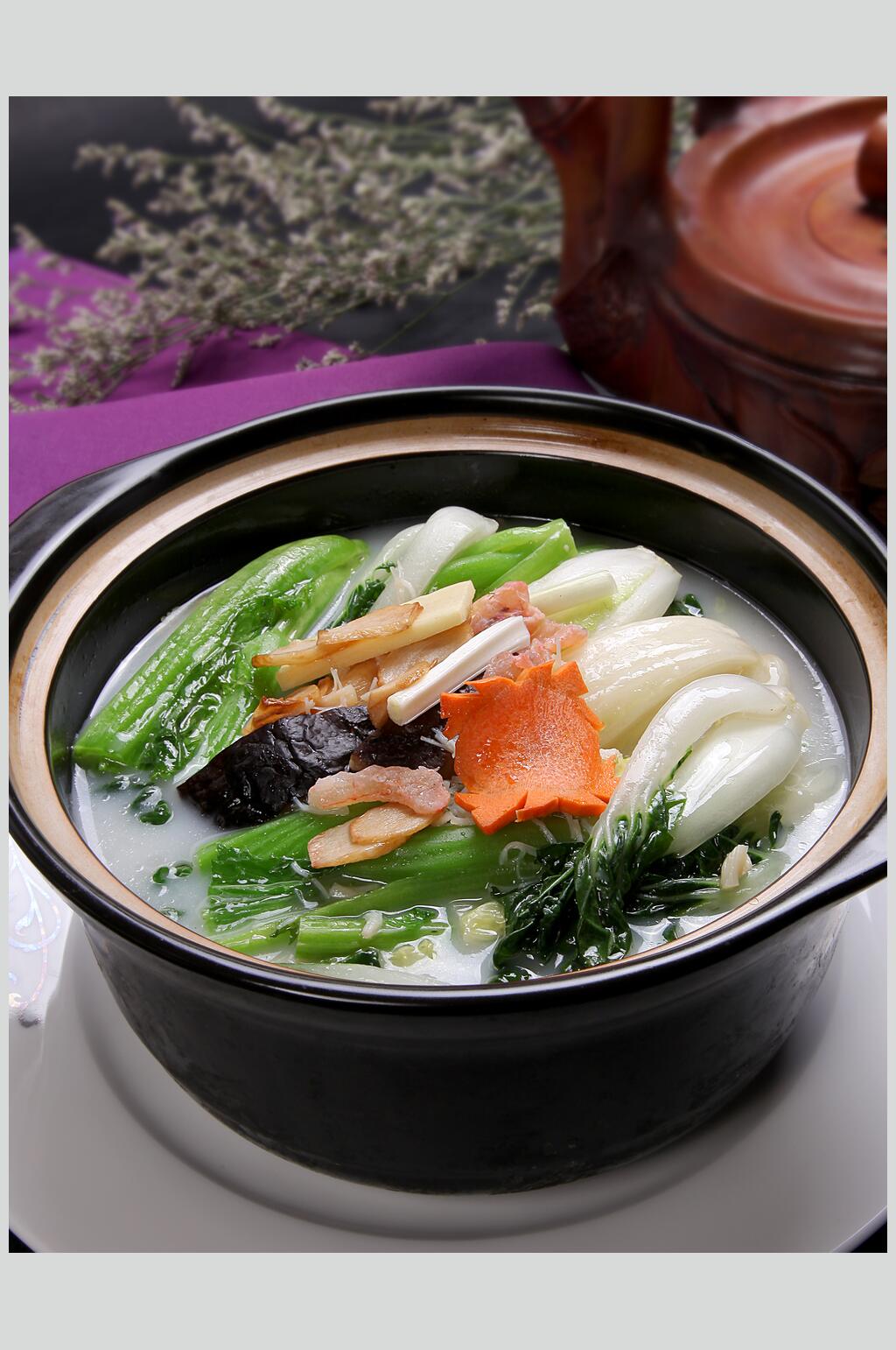 美味高汤三蔬高清图片素材