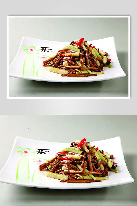云南小瓜爆茶树菇食物图片