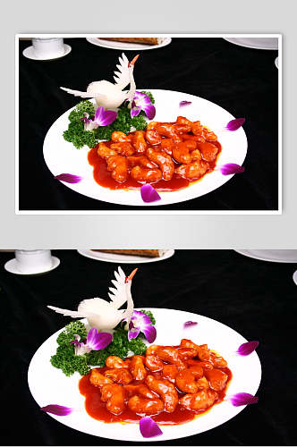 咕咾明虾球食品摄影图片