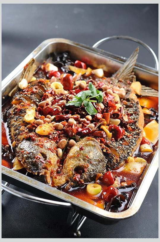 健康美味香辣烤鱼食品图片