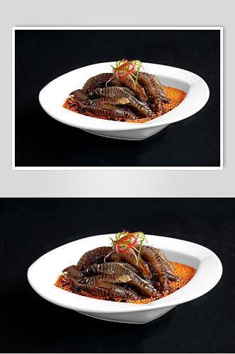 红油黑鸡脚食品高清图片