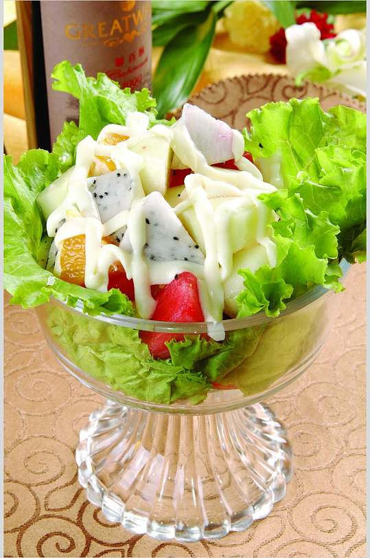 新鲜水果沙拉摄影图片