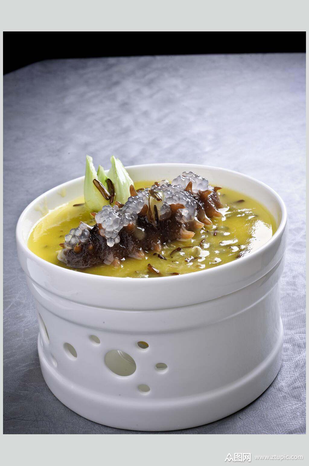 美洲黑米炖辽参美食食品图片