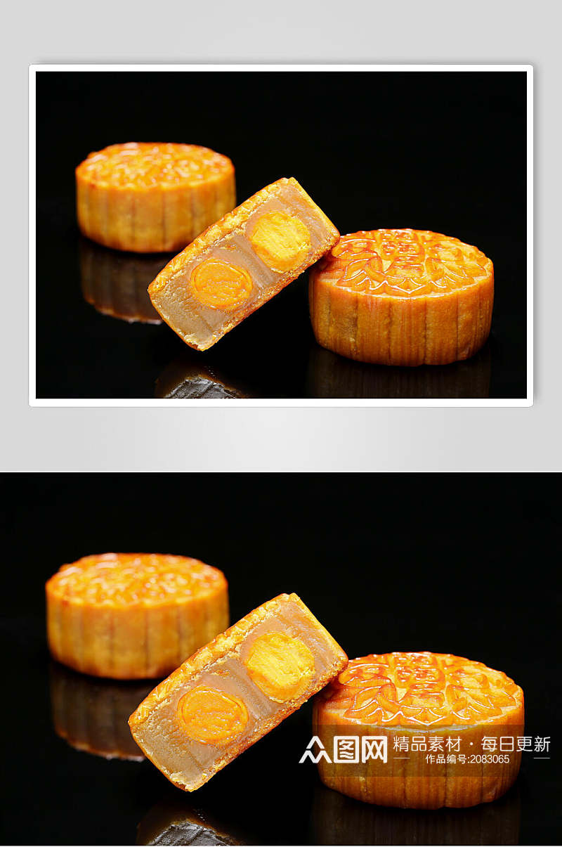 新鲜美味双黄莲蓉中秋节月饼食物图片素材