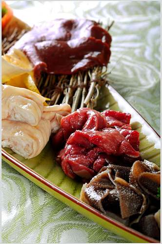 牛肉牛杂拼盘火锅食料食物图片